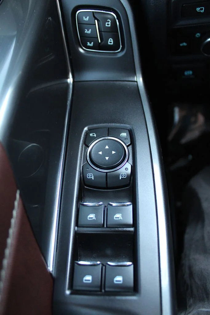 Used 2023 Agate Black Metallic Ford Lariat image 23
