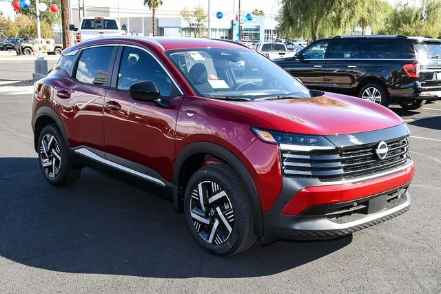 2026 Nissan Kicks 2.0 SV's photo