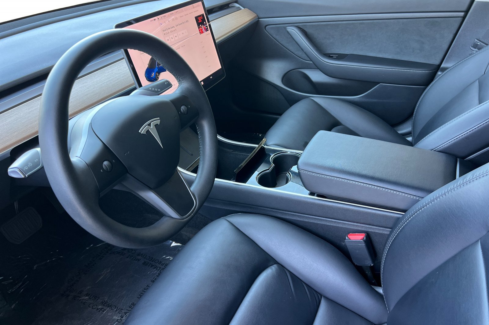 Used 2020 Deep Blue Metallic Tesla Standard Range Plus image 9