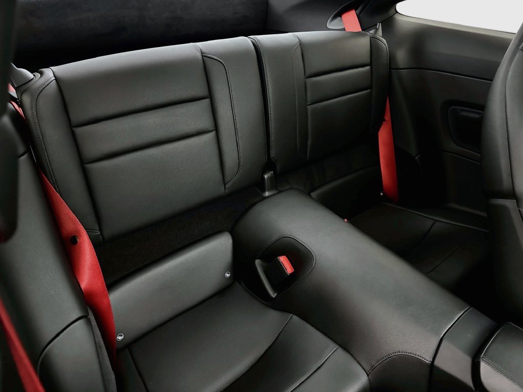 Used 2020  Porsche Carrera image 27