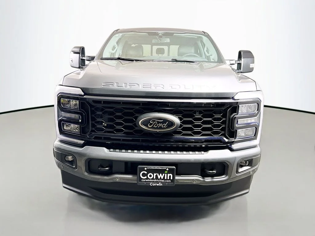 New 2026 Carbonized Gray Metallic Ford Lariat image 4
