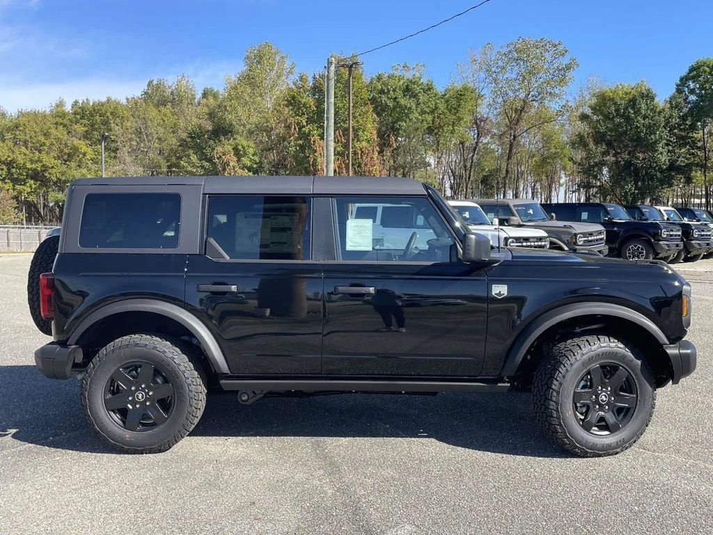 New 2026 Shadow Black Ford Big Bend image 2