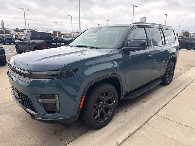 New 2027 Gray Jeep Upland image 12