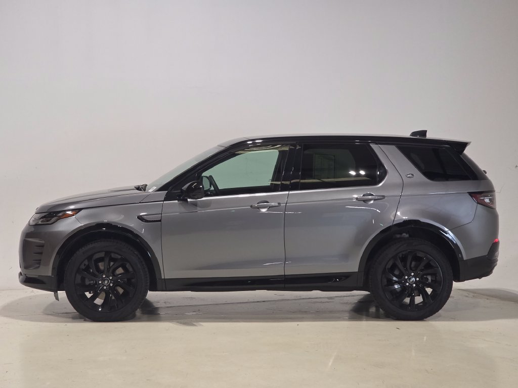 Certified Used 2025 Gray Land Rover SE image 3