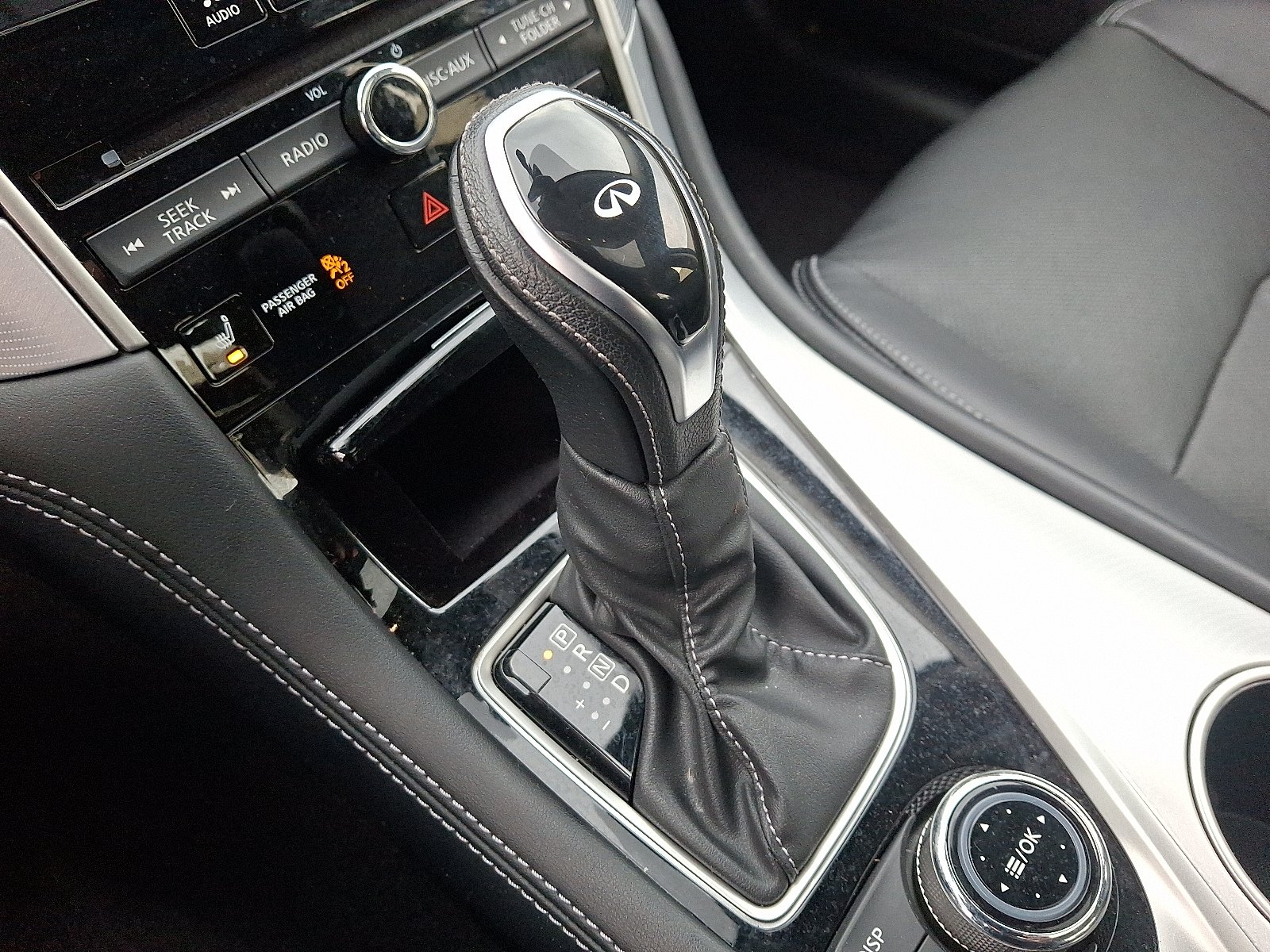 Certified Used 2023 Black Obsidian - KH3 INFINITI LUXE AWD image 16