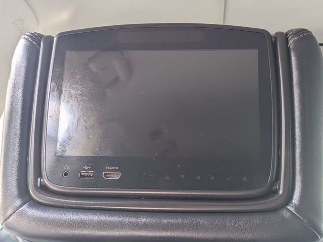 Used 2023 Black Nissan Platinum image 15