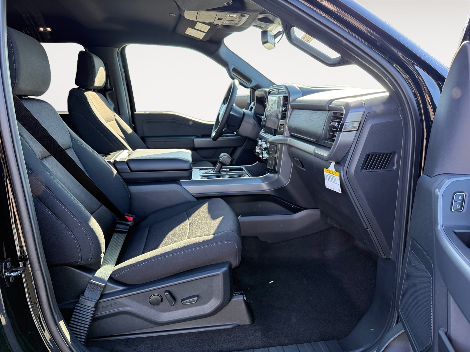 New 2026 Agate Black Metallic Ford XLT image 19