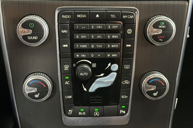 Used 2015 Gray Metallic Volvo T5 Premier image 28