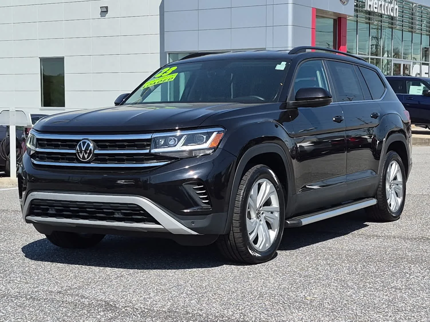 2023 Volkswagen Atlas 3.6L SE w/Tech 4MOTION's photo