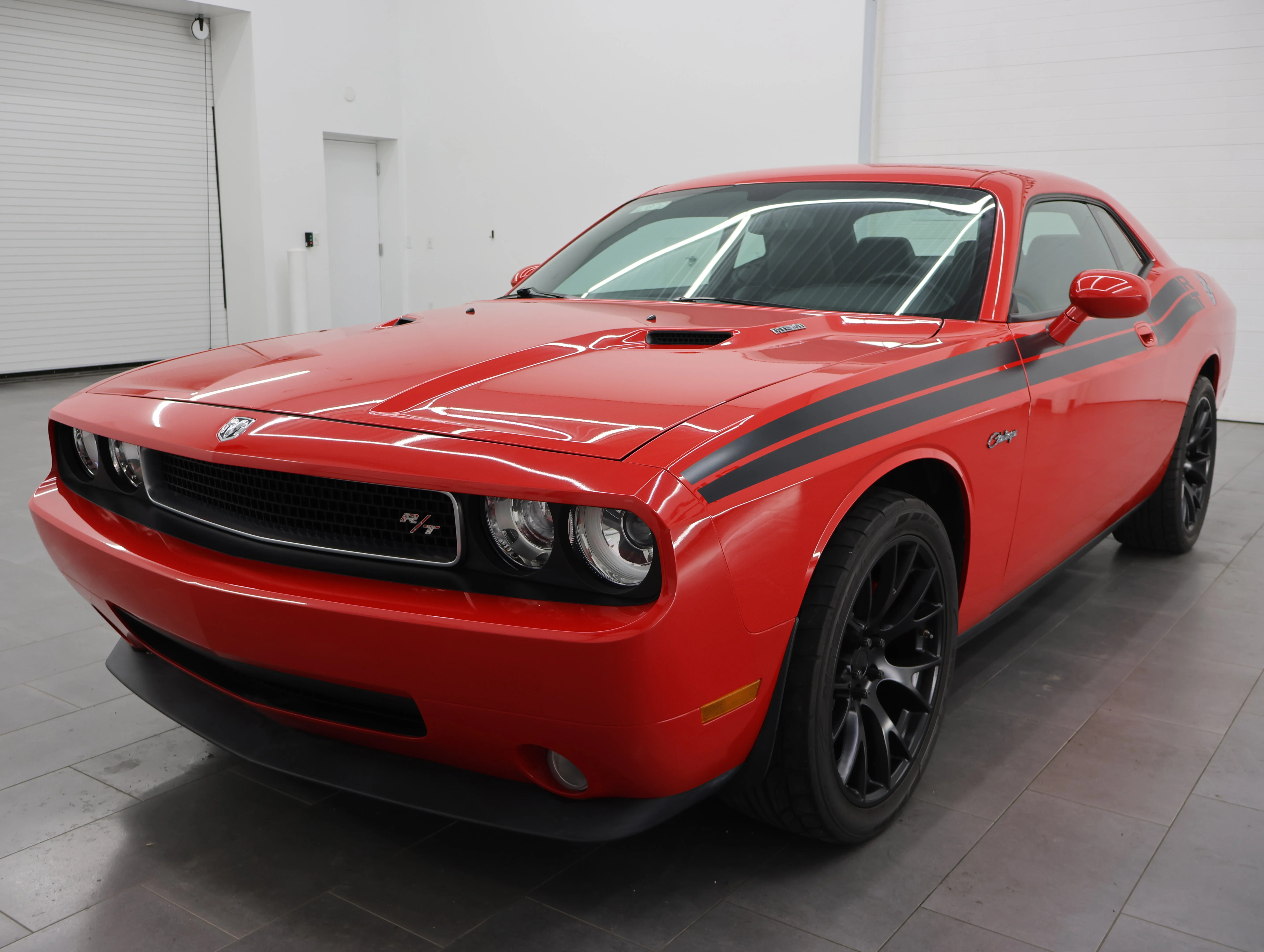 Used 2010 Torred Dodge R/T image 7