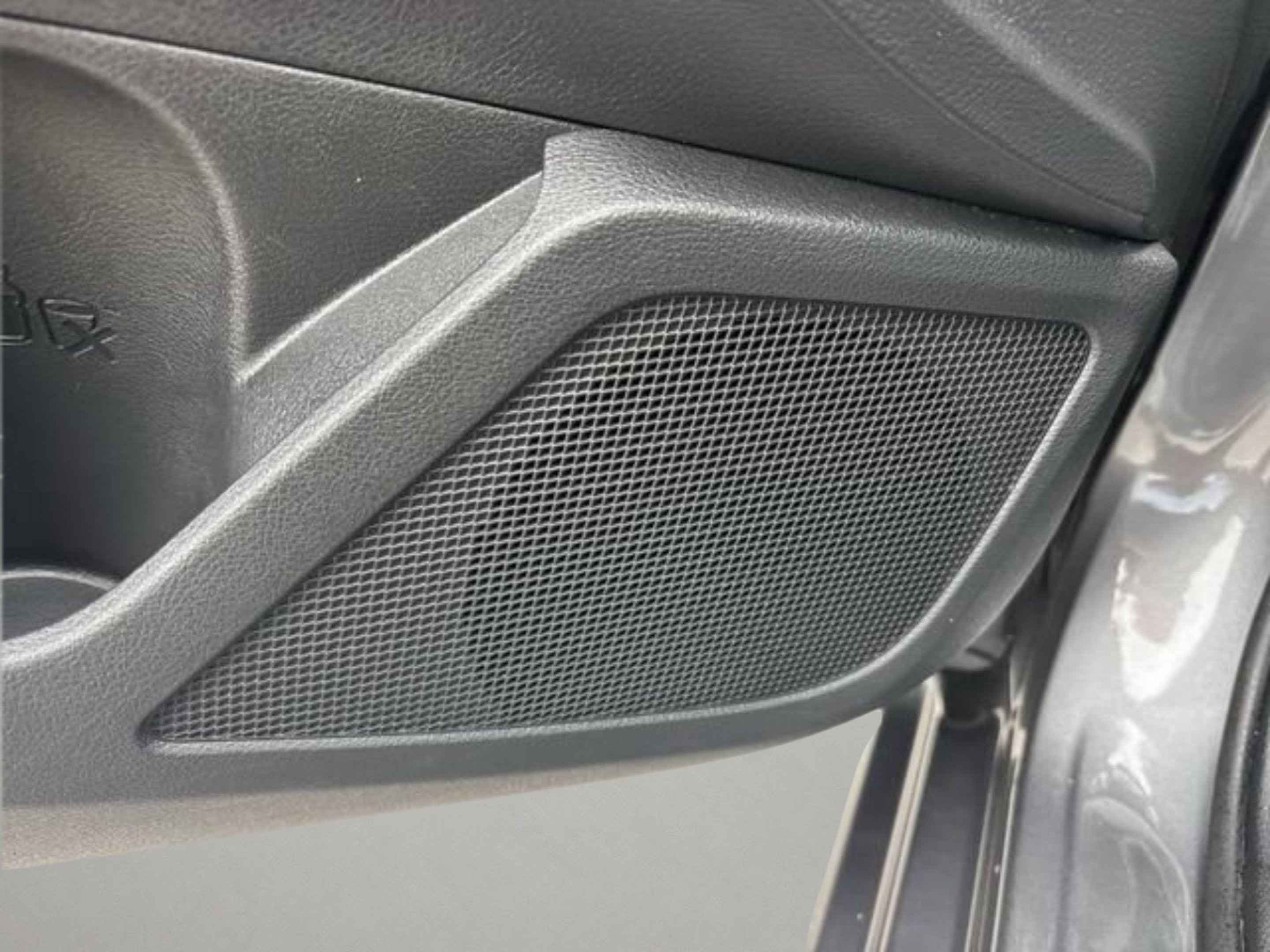 2024 Nissan Altima SV - Photo 15