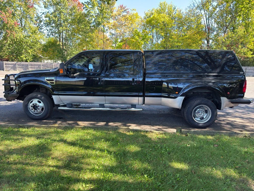 Used 2010 Black Ford Lariat image 12