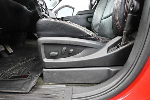 Used 2016 Red Chevrolet LT image 15