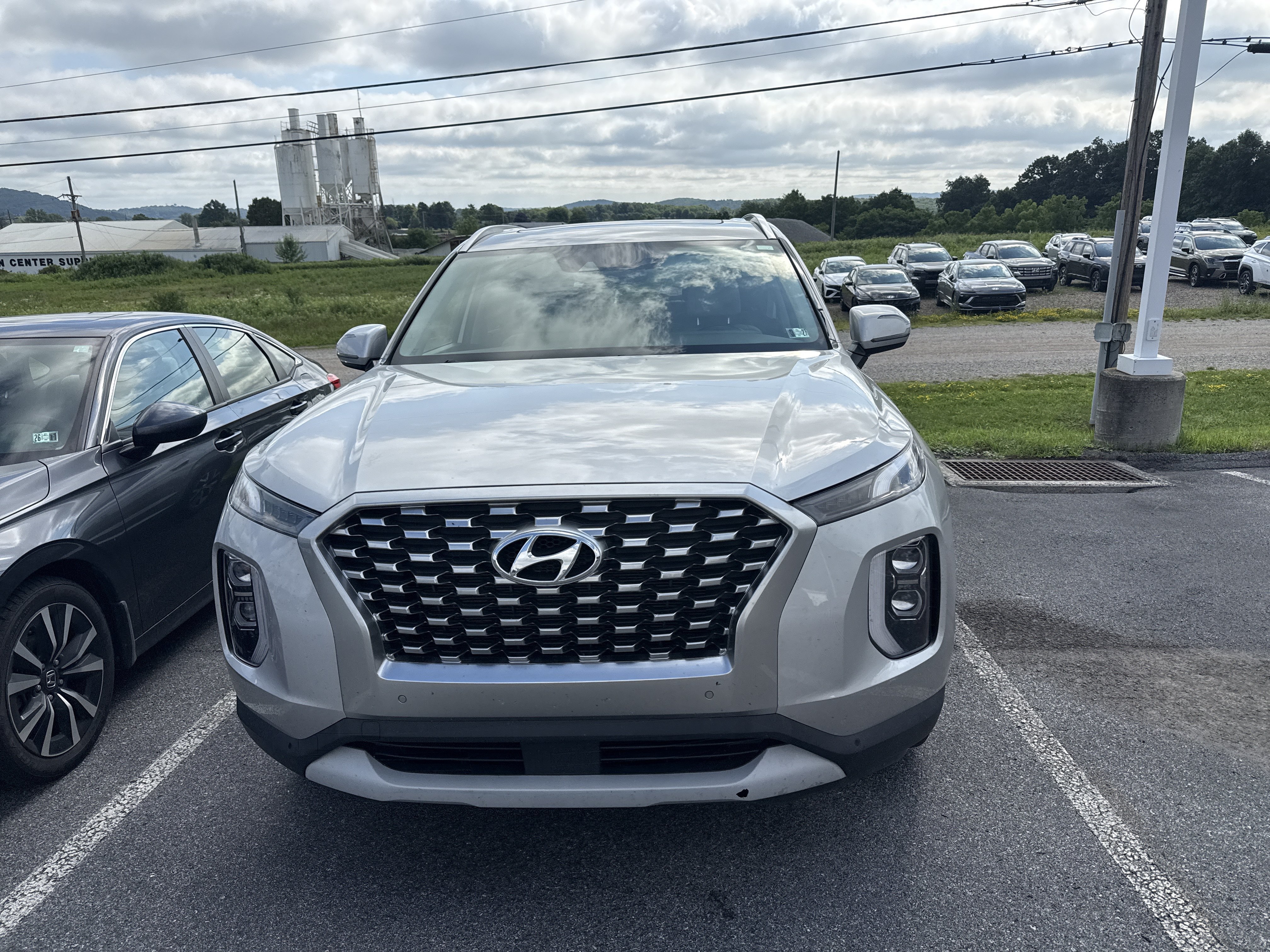 Certified Used 2021 Typhoon Silver Hyundai SEL image 8