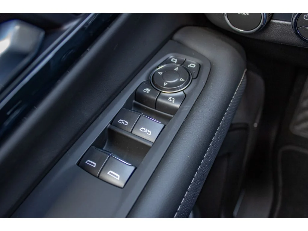 2026 Chevrolet Suburban Premier - Photo 40