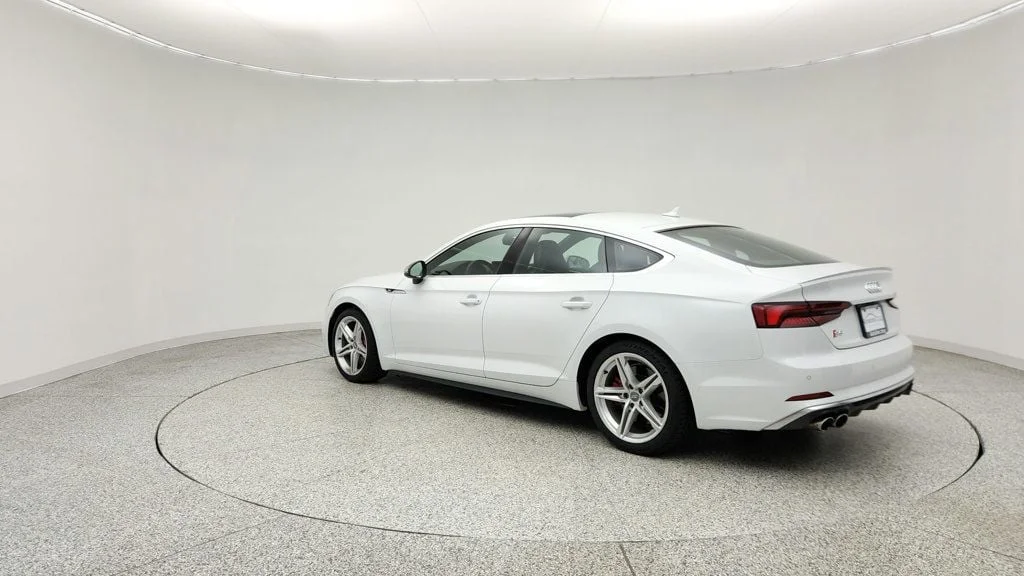 Used 2019 Glacier White Metallic Audi Premium Plus 3.0 TFSI quattro w/ B&O Sound & Magma Red Leather image 7