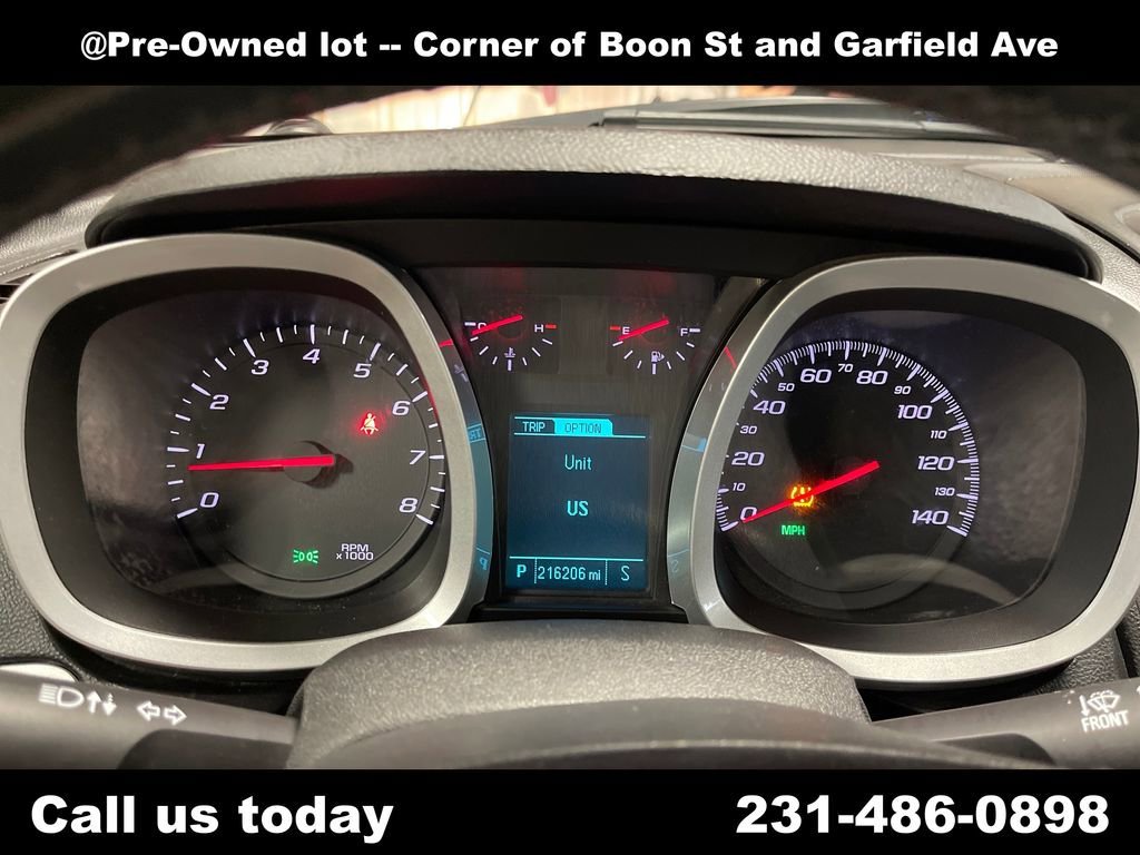 Used 2015 TUNGSTEN METALLIC Chevrolet LT image 21