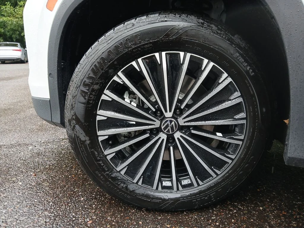 2025 Volkswagen Tiguan S - Photo 25