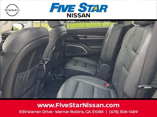 Used 2022 Black Kia SX image 6