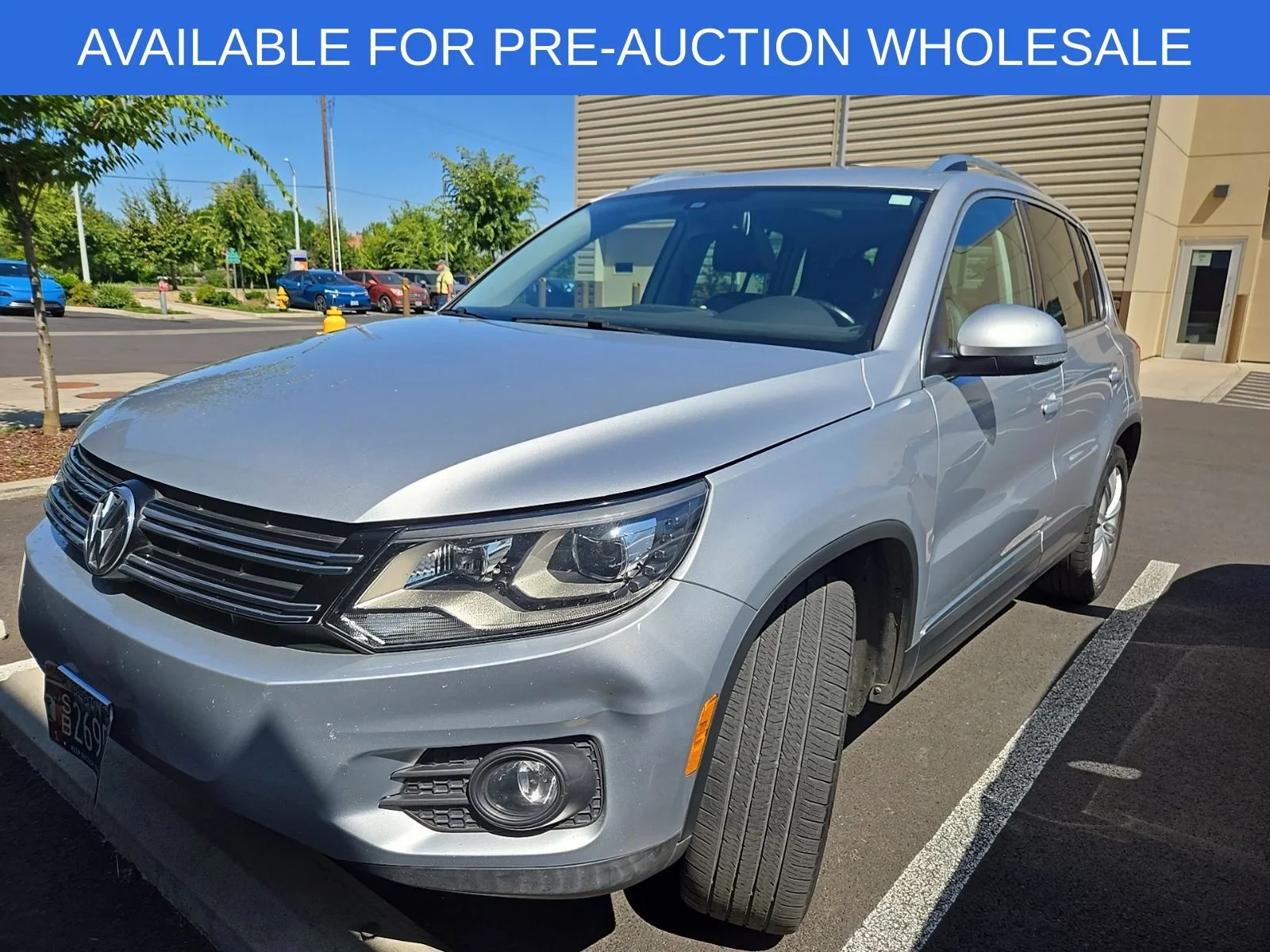 Used 2016 Silver Volkswagen SE image 7