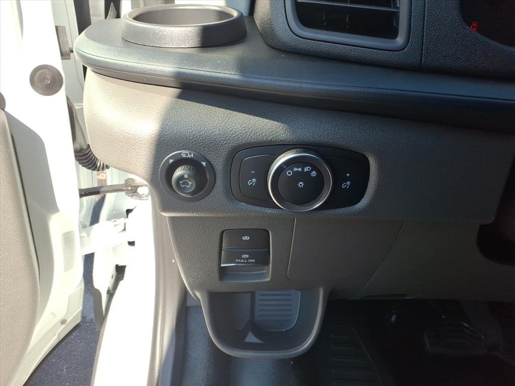 2025 Ford Transit Van Base - Photo 11