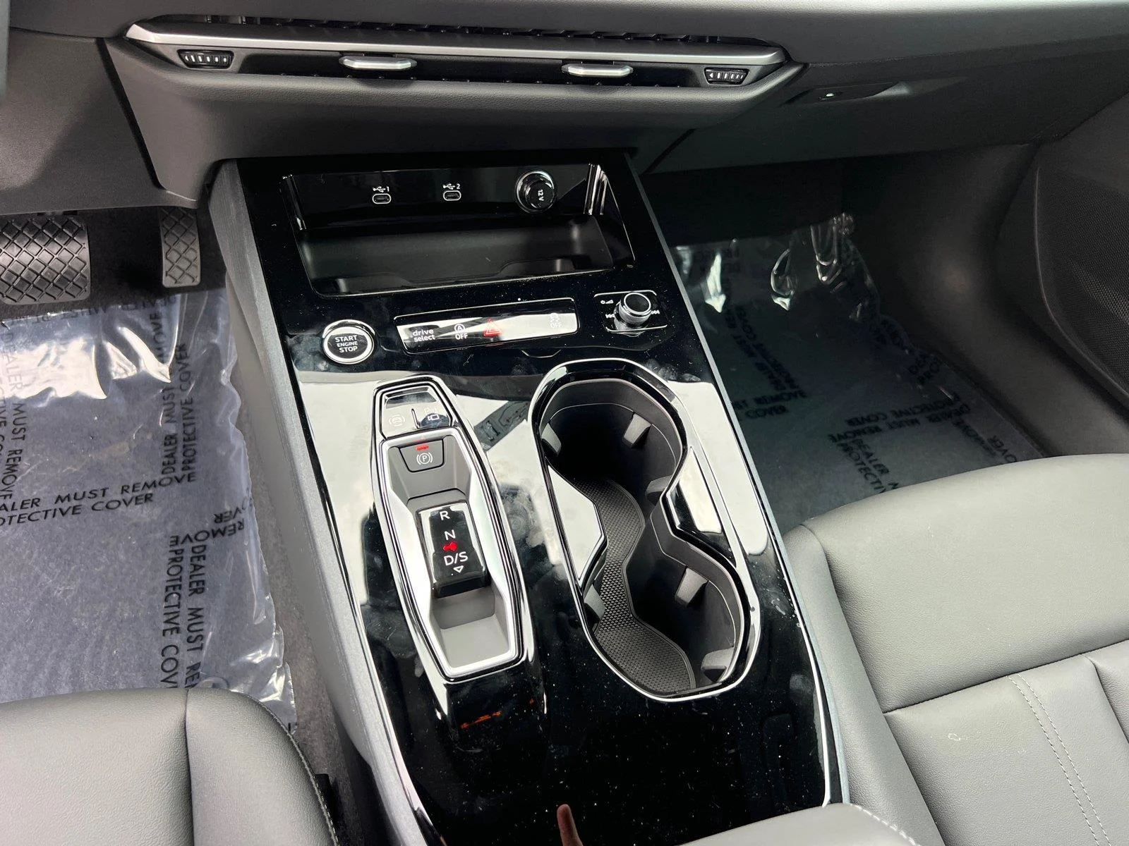New 2026 Daytona Gray Metallic Audi Premium image 25