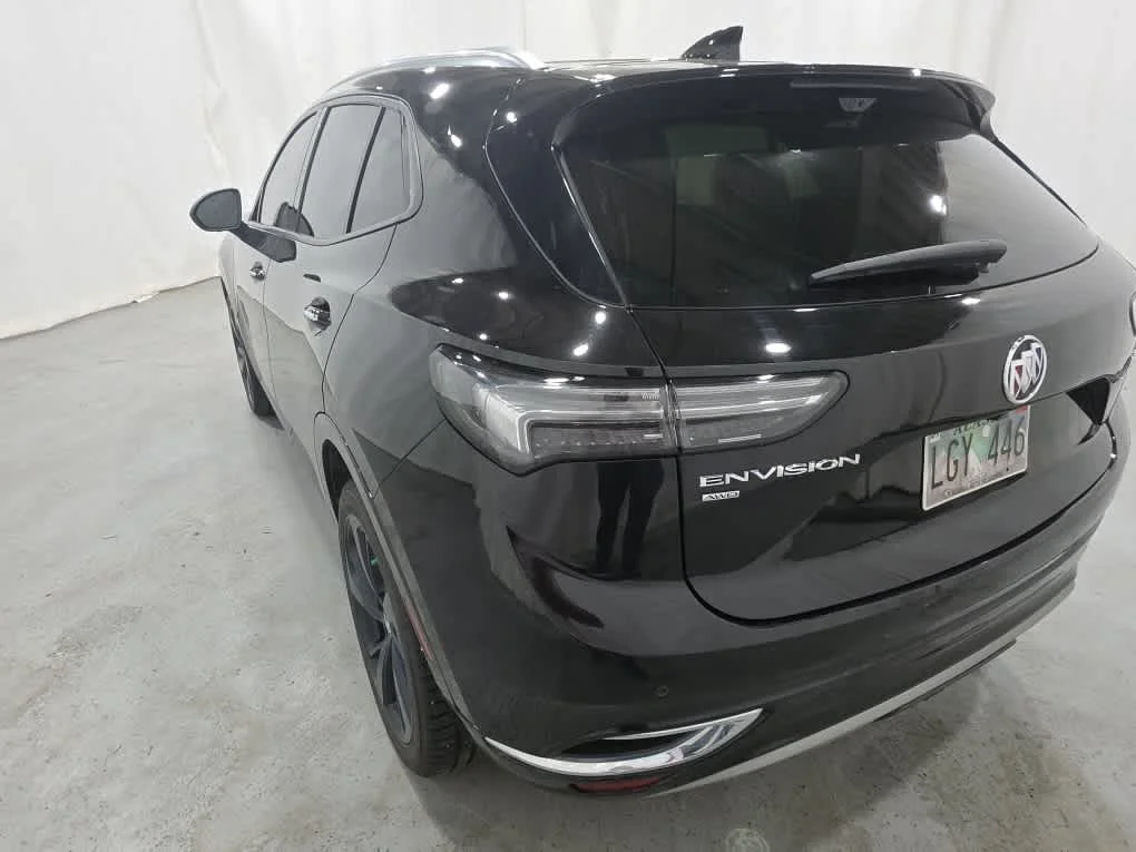 Used 2022 Ebony Twilight Metallic Buick Avenir image 4