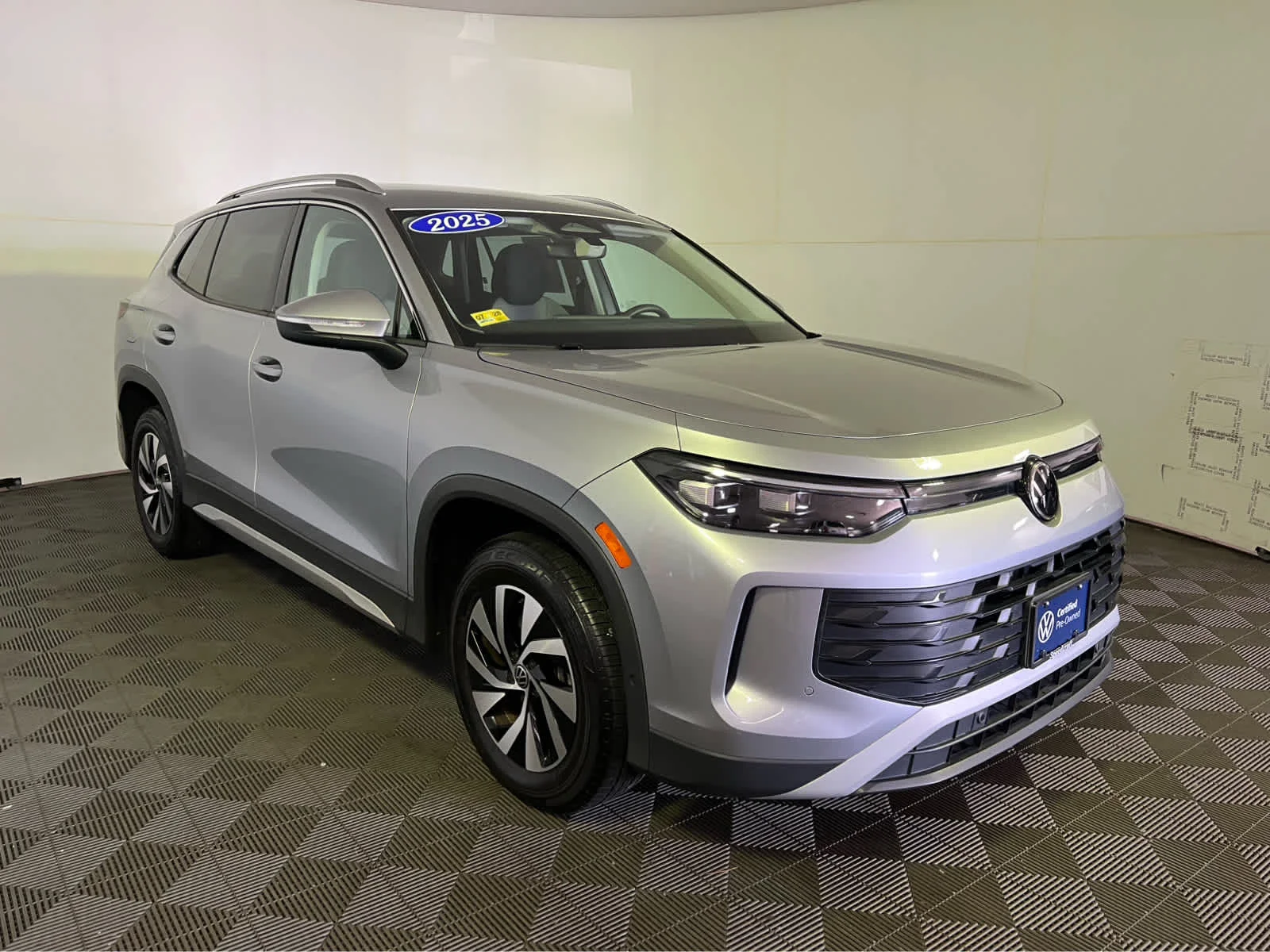 2025 Volkswagen Tiguan S