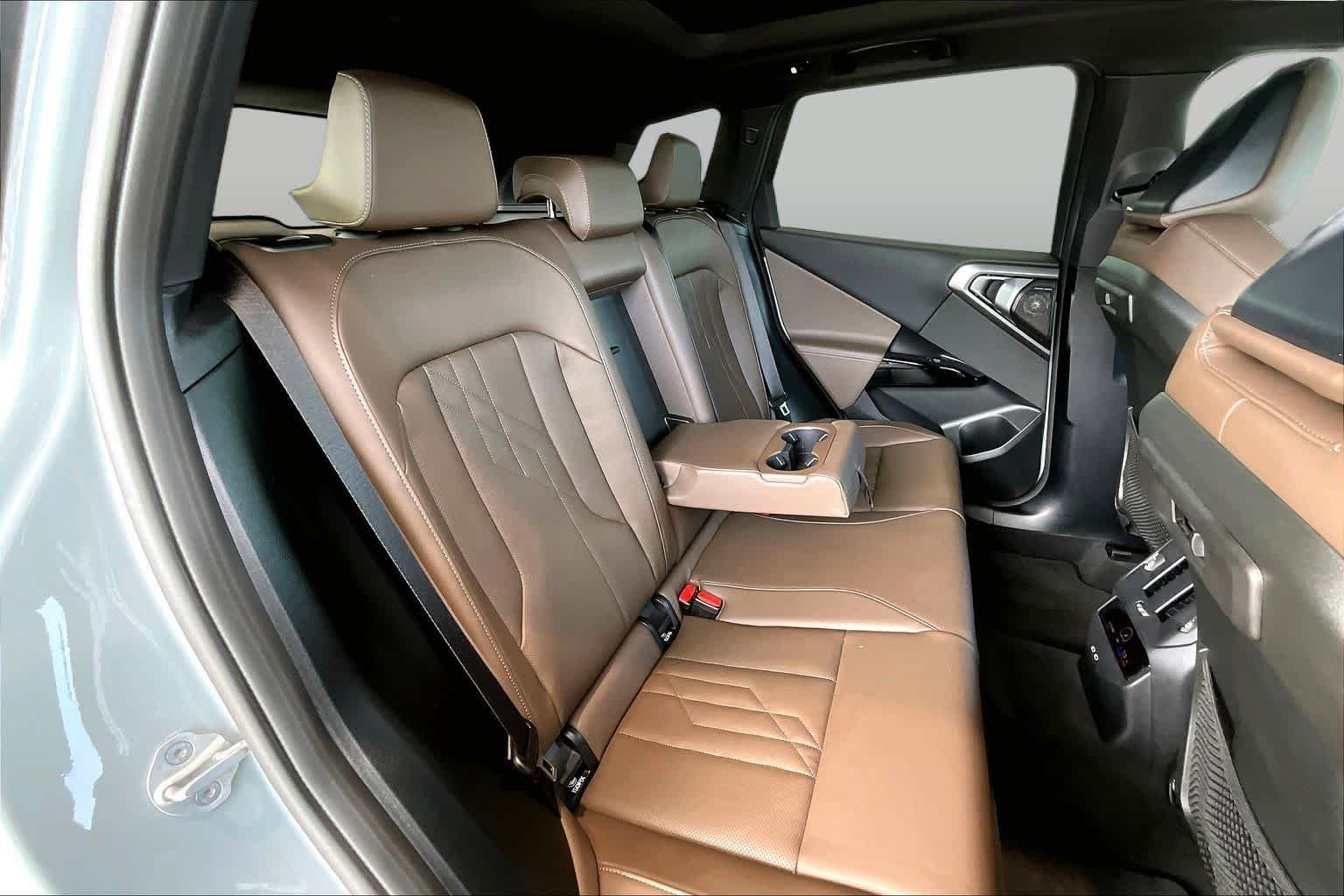 Certified Used 2026 Brooklyn Grey Metallic BMW M50 xDrive image 21