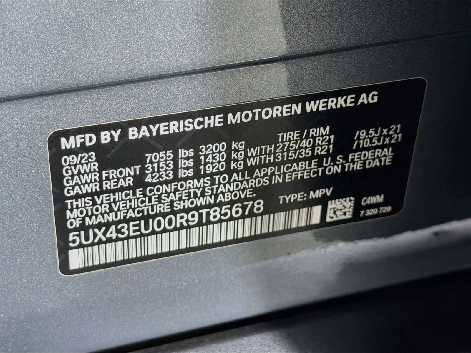 Certified Used 2024 Skyscraper Gray Metallic BMW xDrive50e image 33