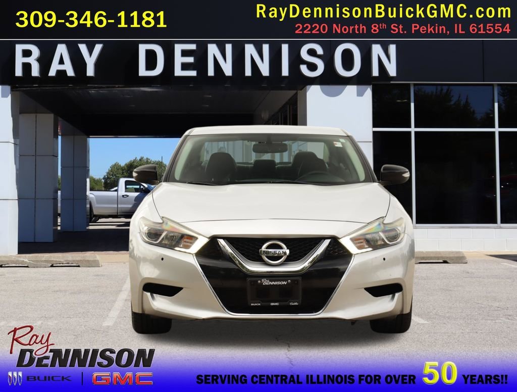 Used 2017 Nissan Maxima SV with VIN 1N4AA6AP2HC444450 for sale in Pekin, IL