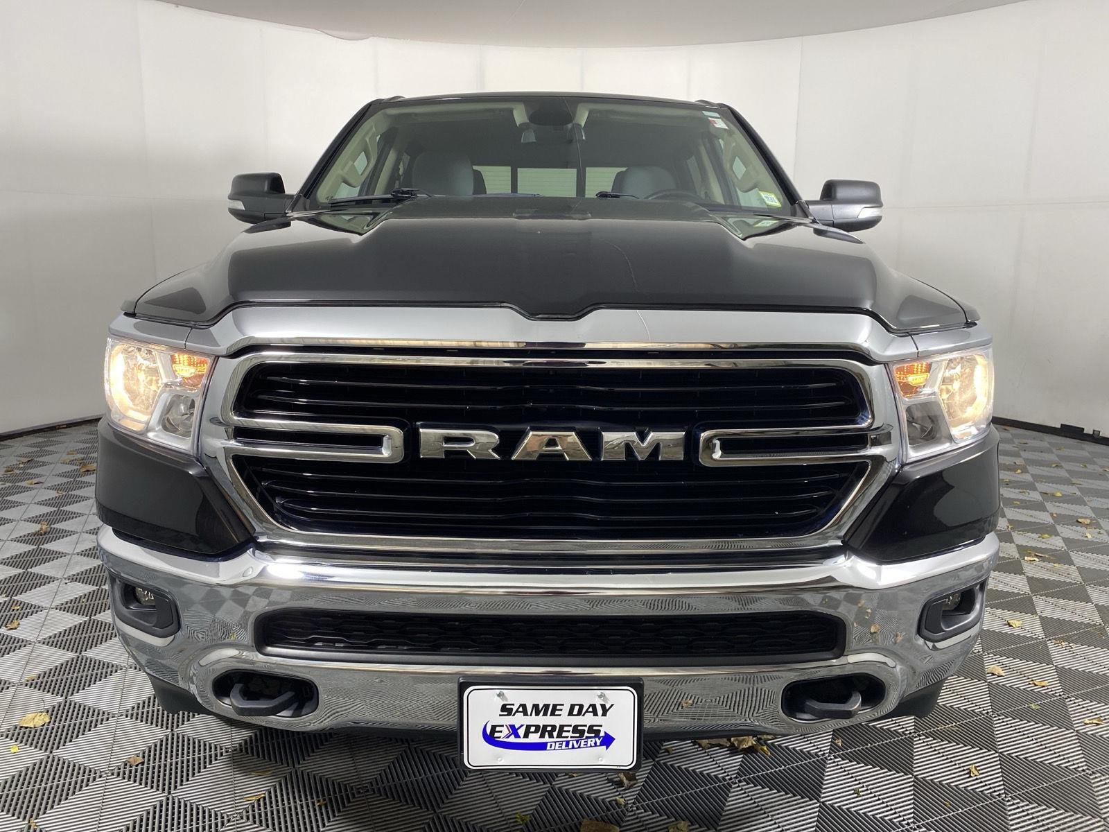 Used 2019 Diamond Black Crystal Pearlcoat Ram Big Horn/Lone Star image 7
