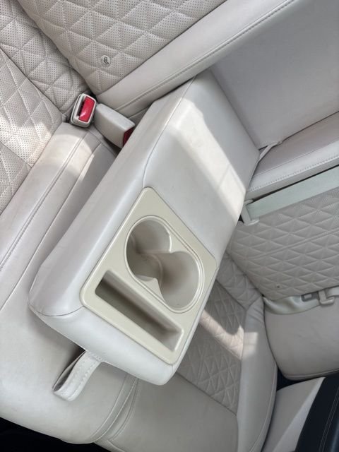Used 2016 Red Nissan Platinum image 24