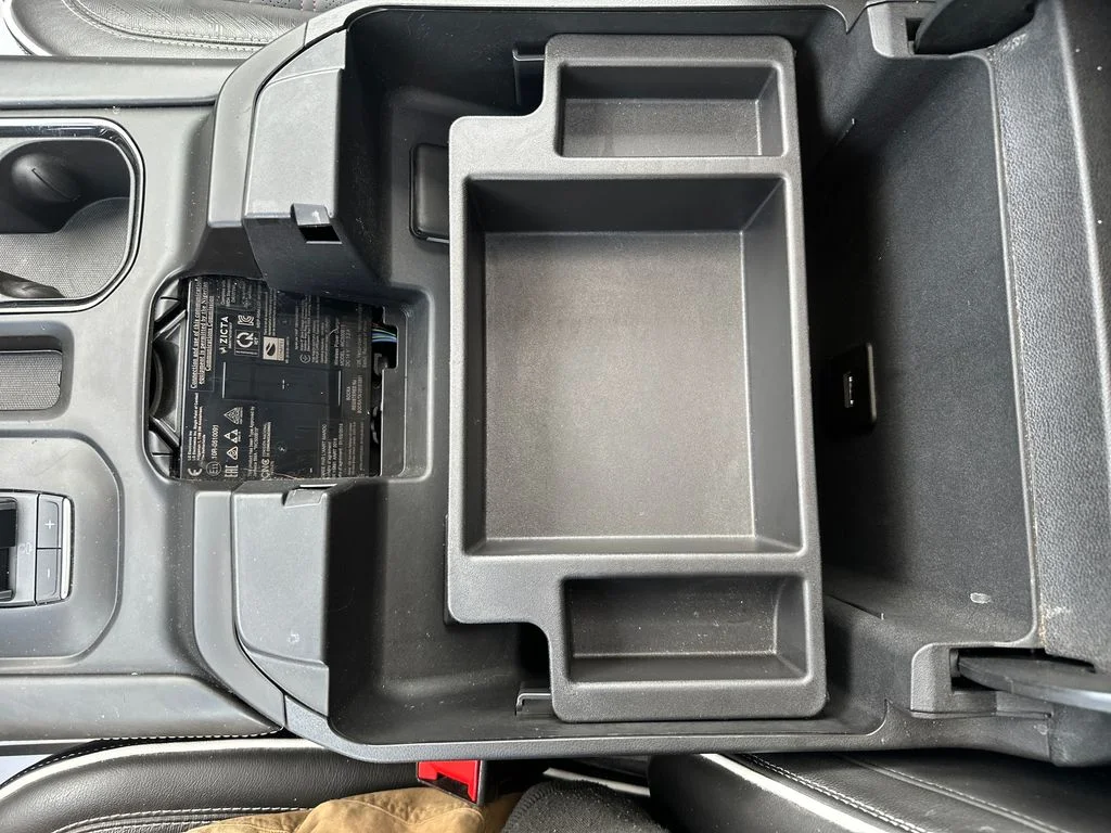 Used 2022 Black GMC AT4X image 20