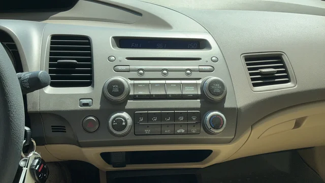 Used 2006 Magnetic Pearl Honda EX image 13