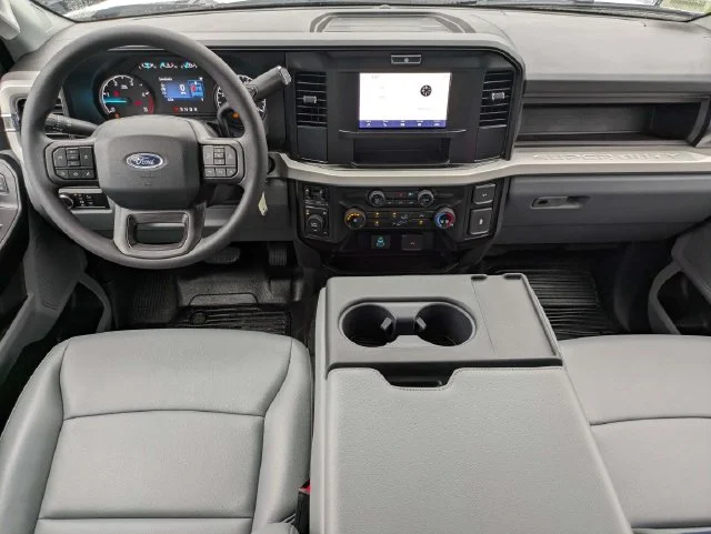 New 2026 Oxford White Ford F-250® XL image 15