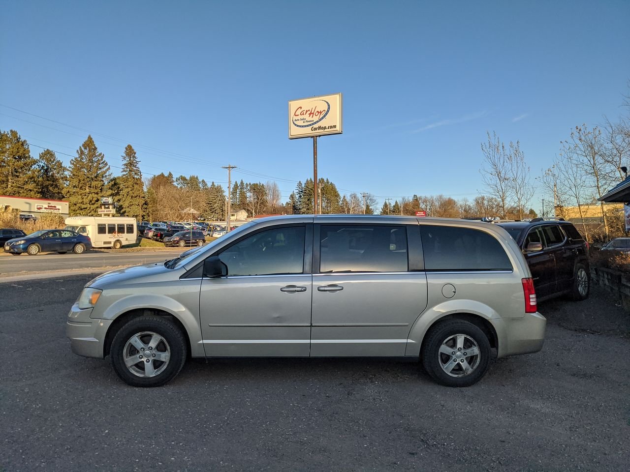 2009 Chrysler Town & Country LX