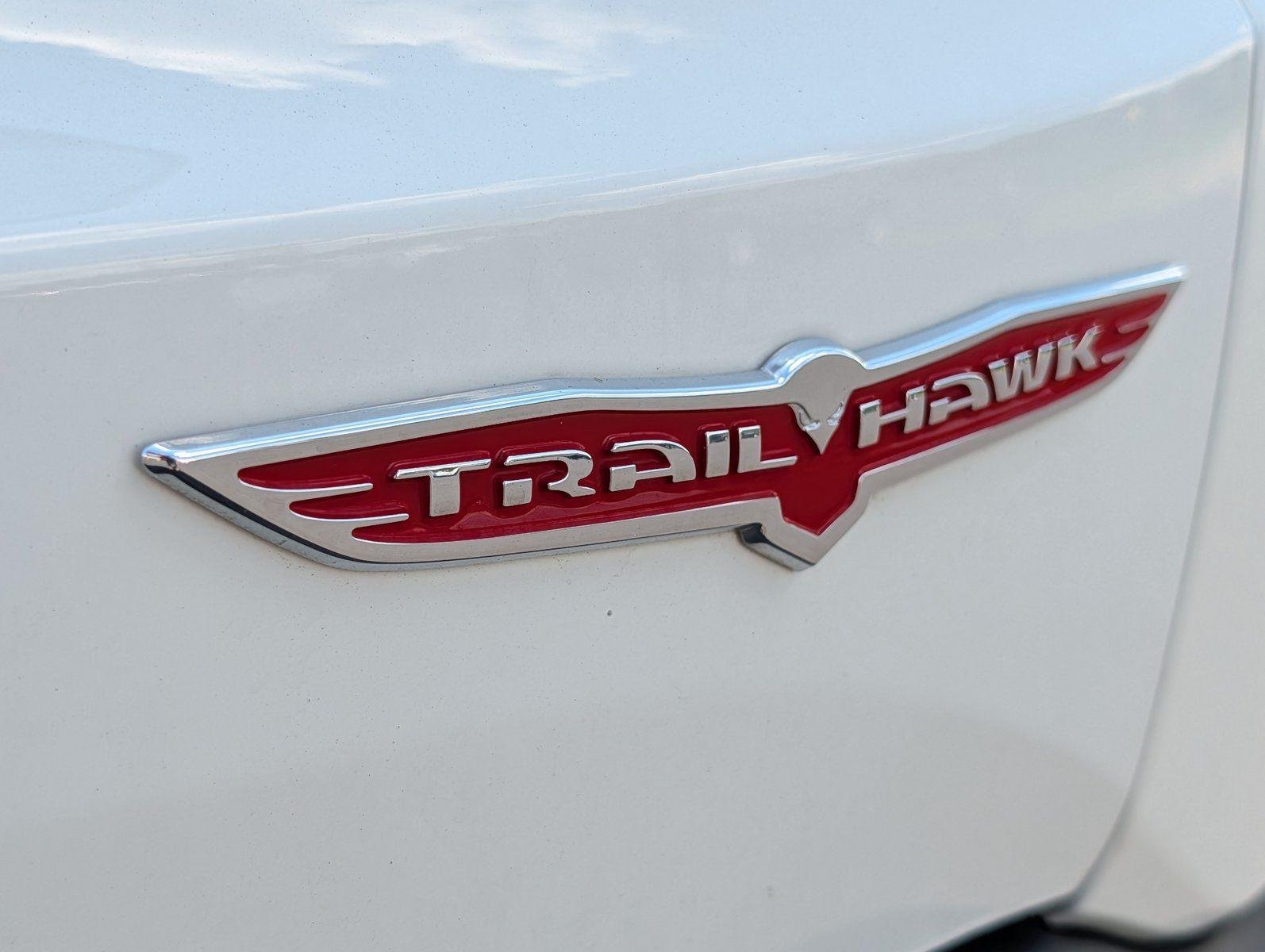 Used 2023 Alpine White Clearcoat Jeep Trailhawk image 34