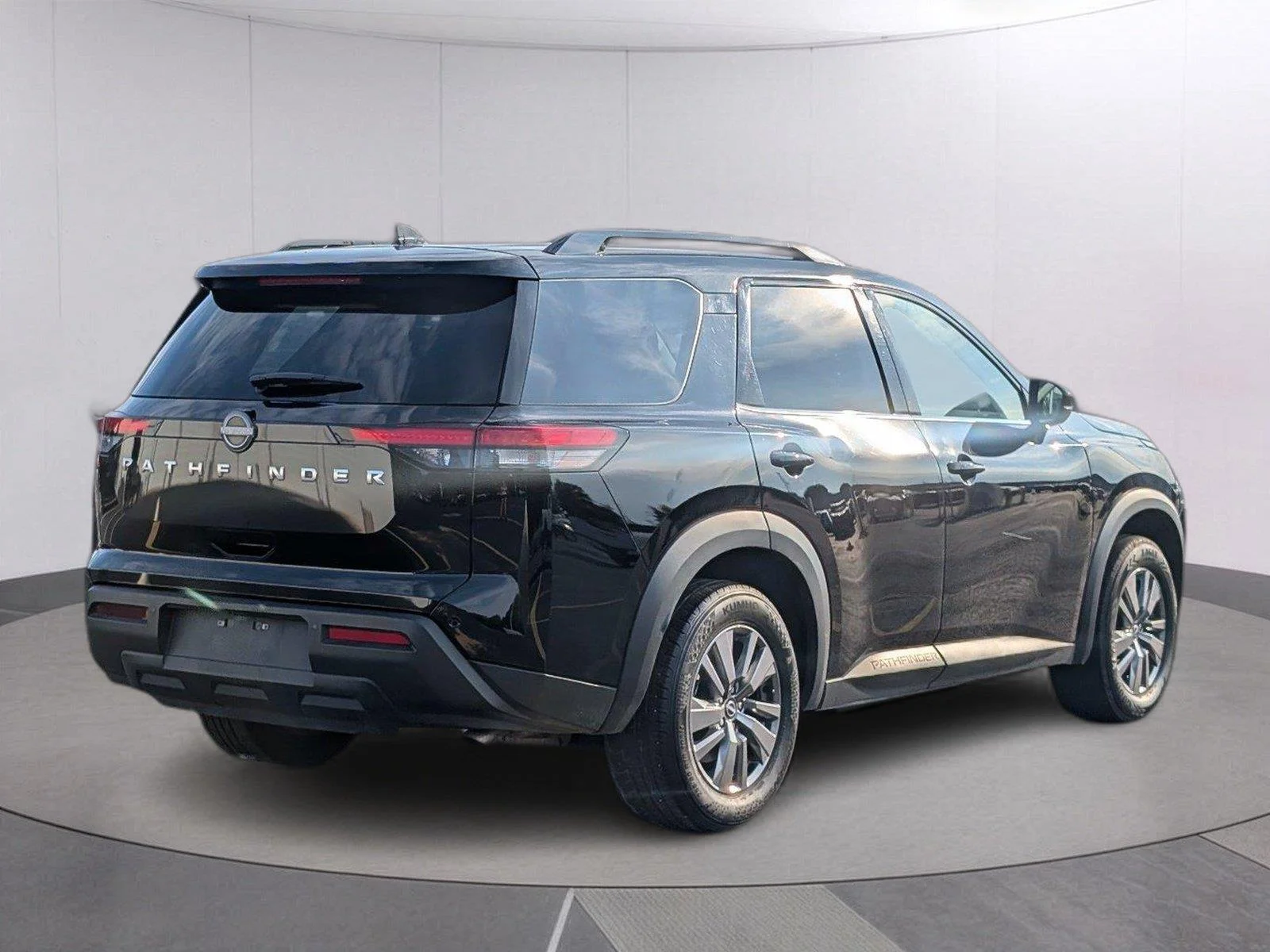 Used 2025 Super Black Nissan SV image 7