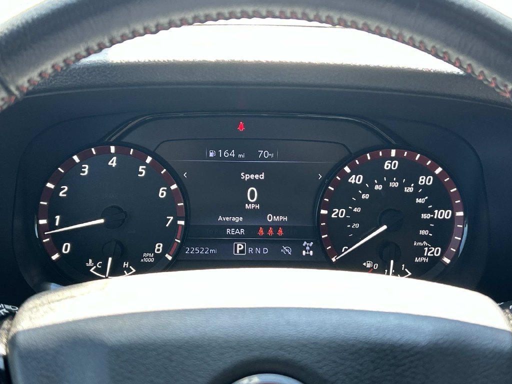Used 2024 White Nissan PRO-4X image 22