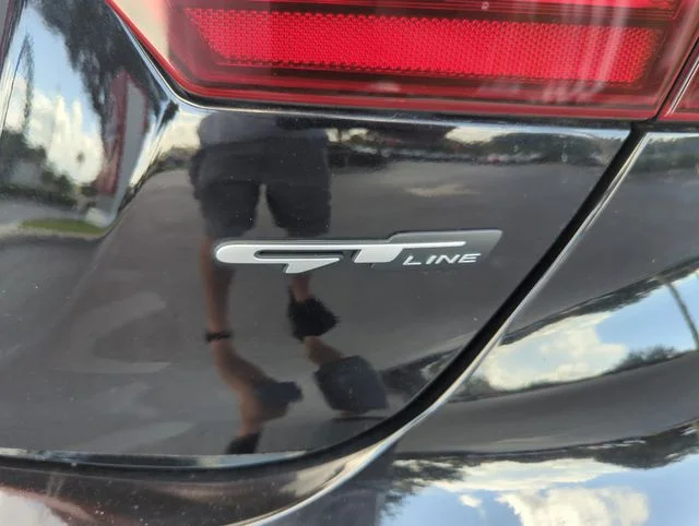 Used 2022 Black Kia GT-Line image 21