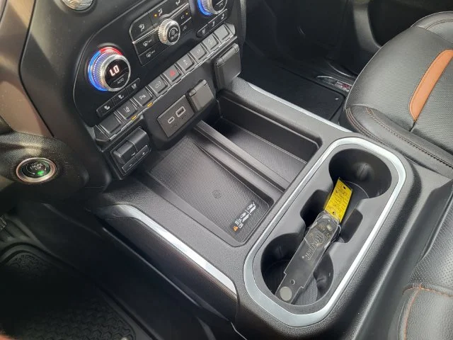 Used 2021 White GMC AT4 image 20