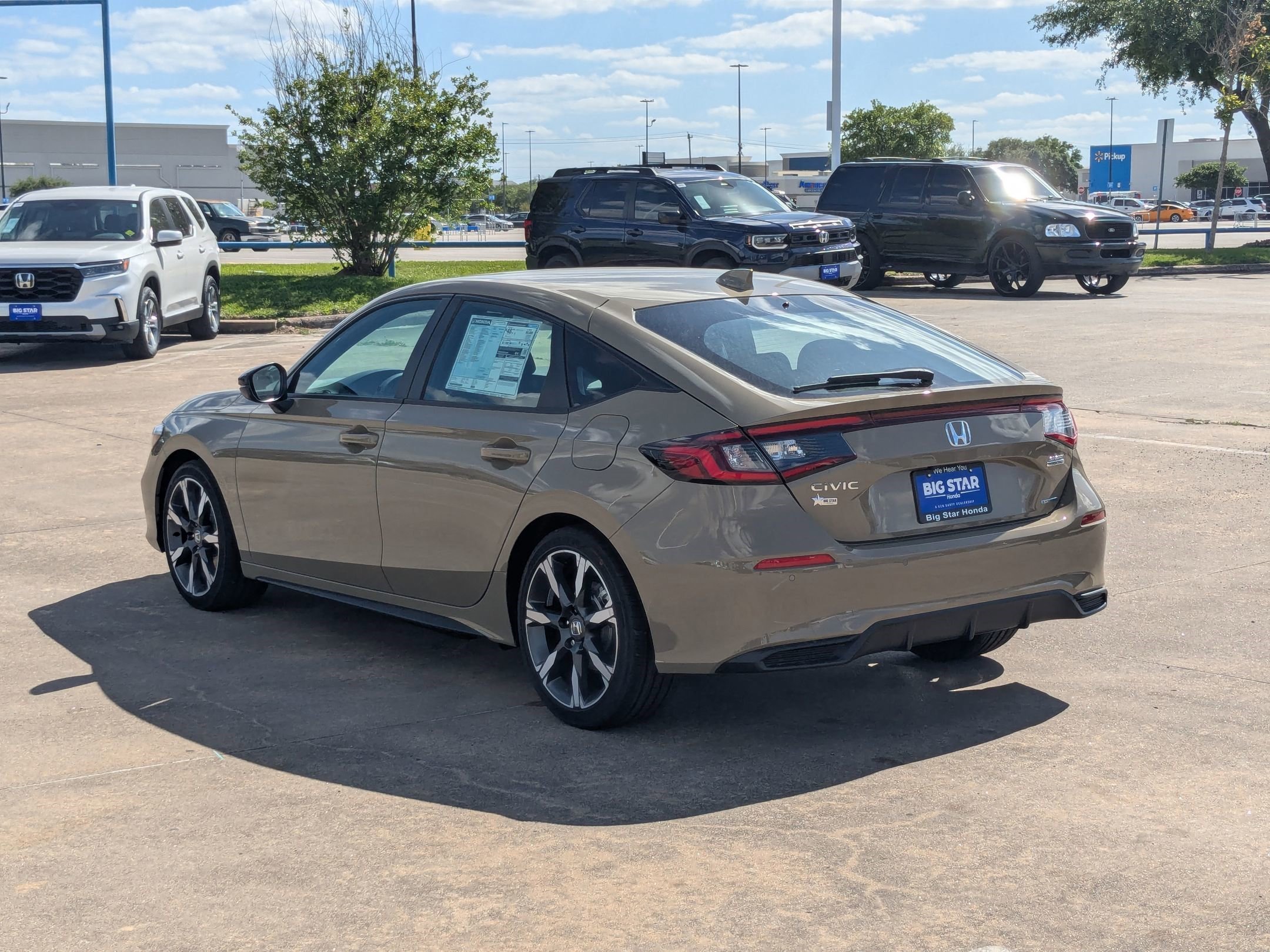 New 2026 Sand Dune Pearl Honda Sport Touring image 6