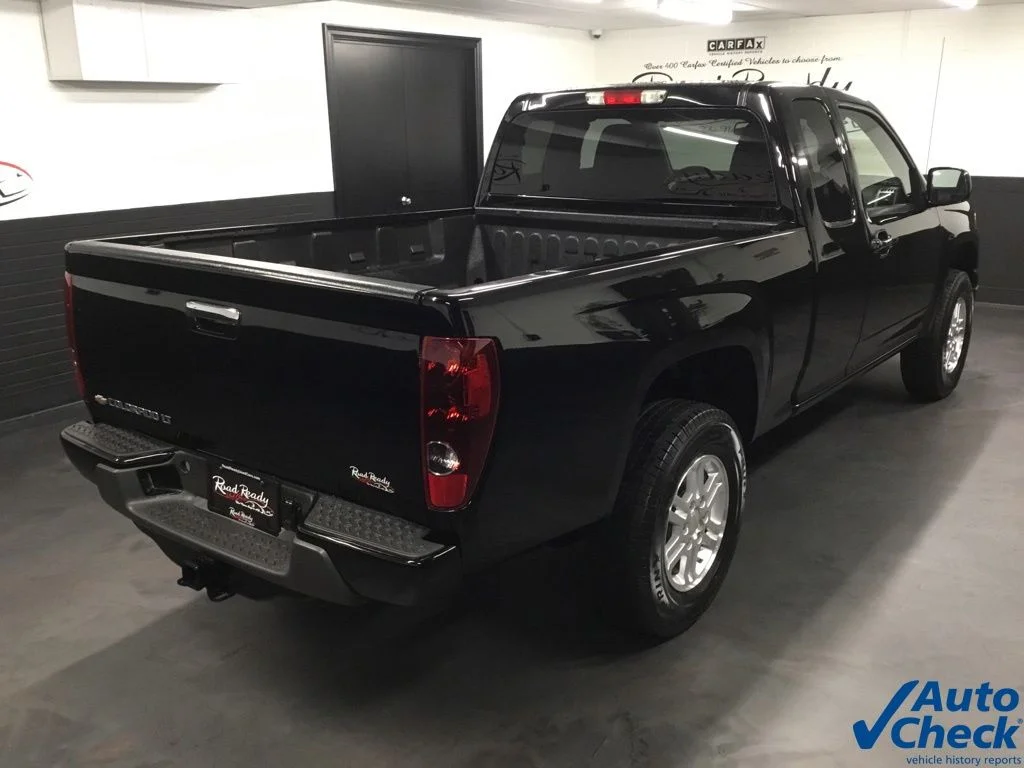 Used 2011 Black Chevrolet 1LT image 11