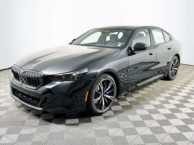 2027 BMW 550e