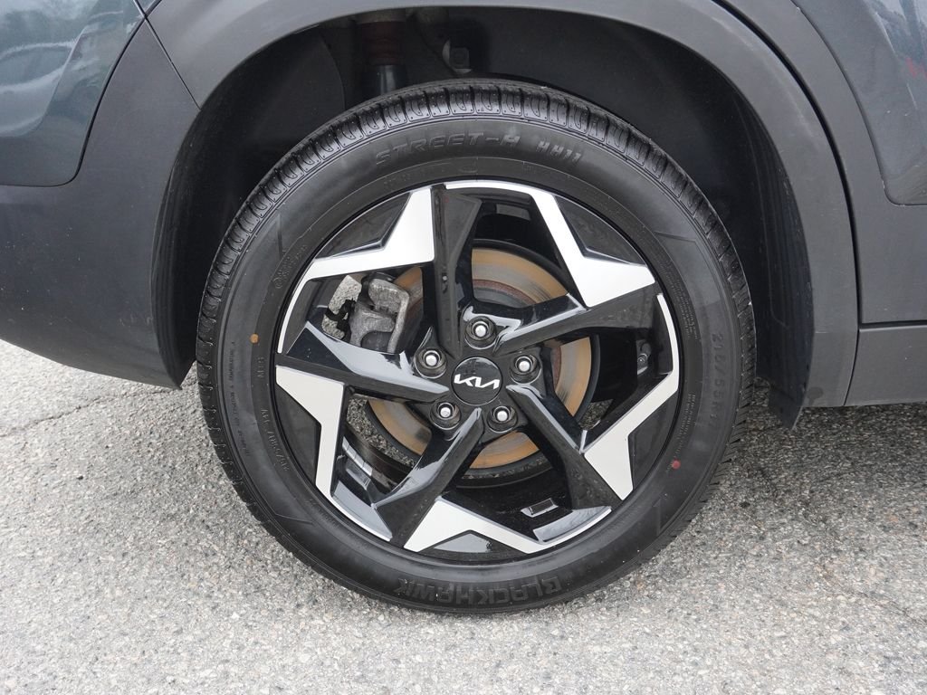 Used 2024 Gray Kia EX image 21