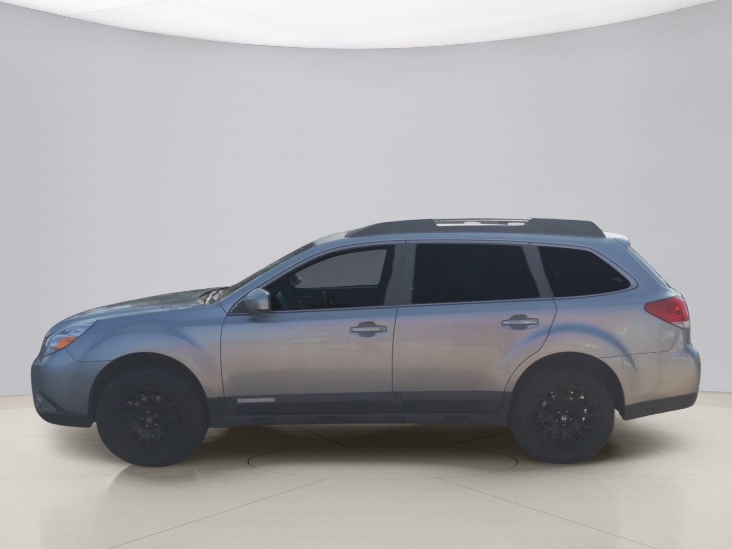 Used 2012 Silver Subaru 2.5I LIMIT image 2