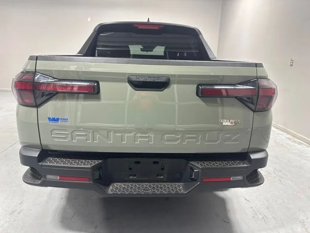 Used 2024 Green Hyundai SEL image 7
