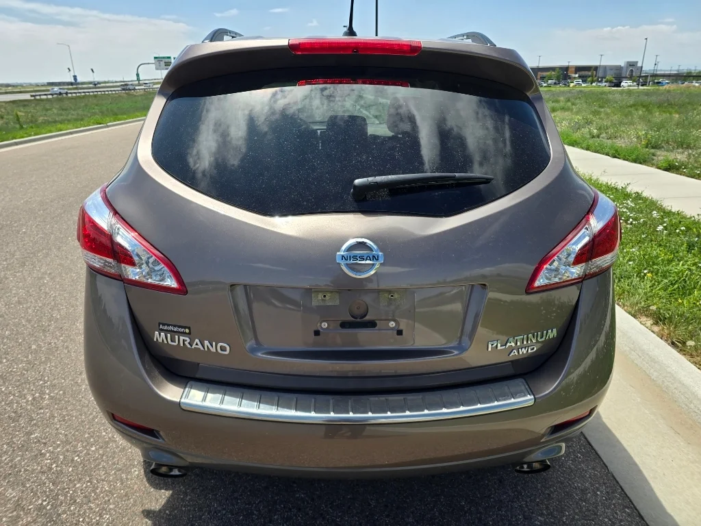 Used 2014 Tinted Bronze Metallic Nissan LE image 4