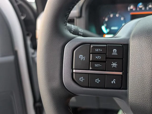 New 2026 Oxford White Ford XLT image 15